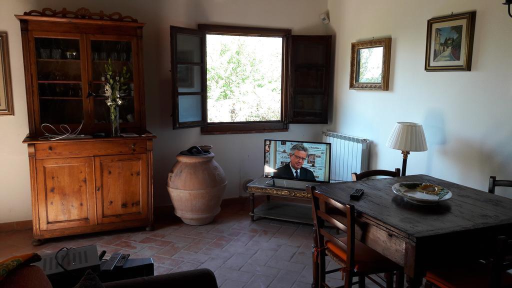Residenza Il Platano Fortilizio Di Campiglia Rapolano Terme Extérieur photo